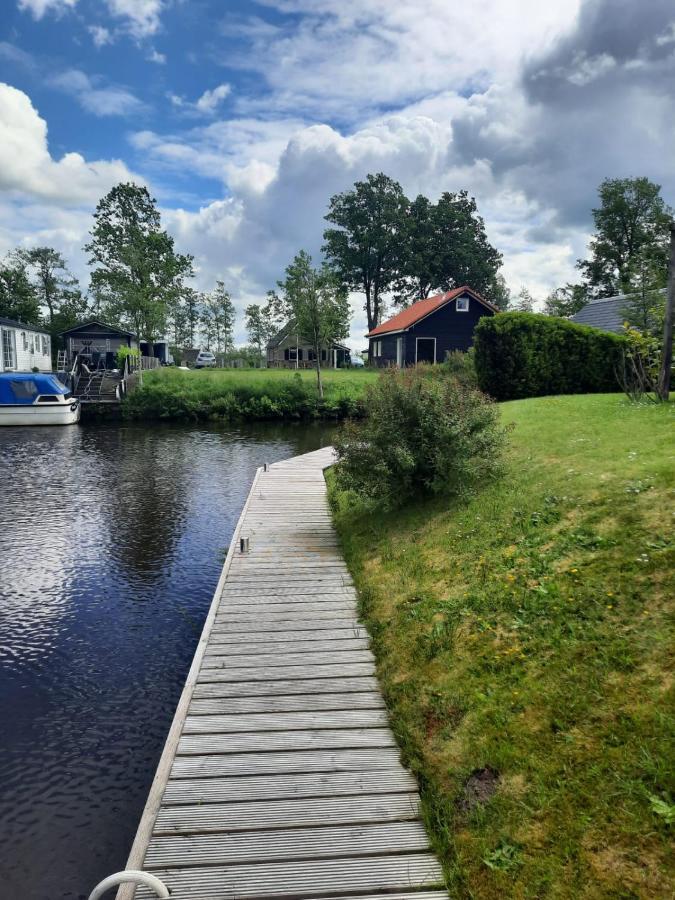 Waterhuis Friesland Oudwoude Екстер'єр фото