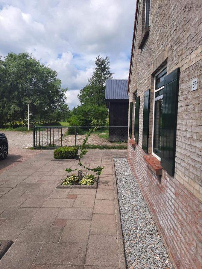 Waterhuis Friesland Oudwoude Екстер'єр фото