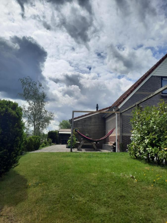 Waterhuis Friesland Oudwoude Екстер'єр фото